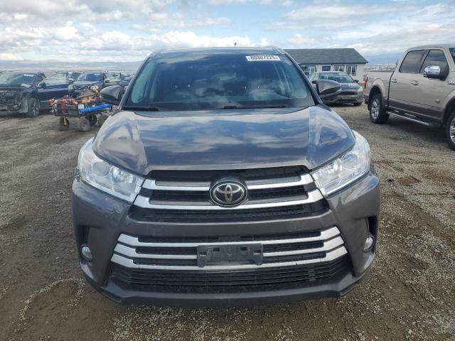 Photo 5 from auction – 2018 TOYOTA HIGHLANDER with VIN 5TDJZRFH0JS882488