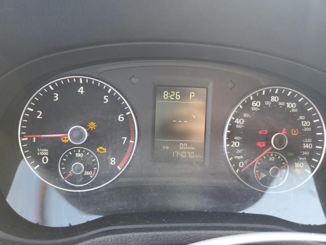 Photo 9 from auction – 2014 VOLKSWAGEN PASSAT S with VIN 1VWAP7A32EC026863