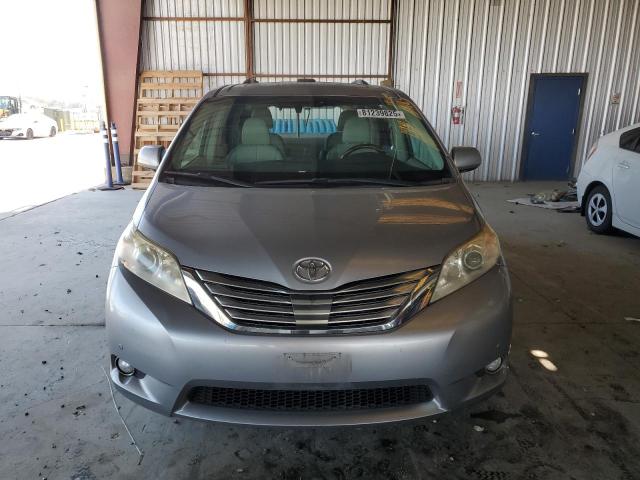 Photo 5 from auction – 2011 TOYOTA SIENNA XLE with VIN 5TDYK3DC7BS044242