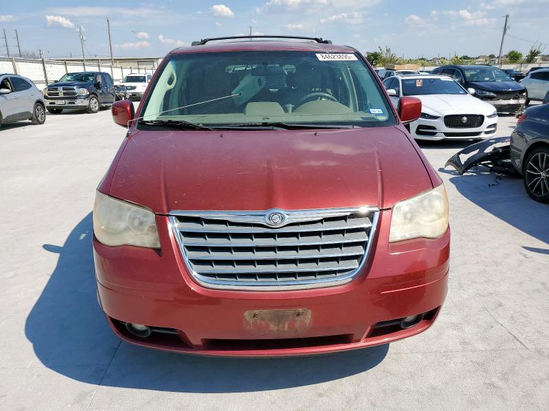 Photo 5 from auction – 2010 CHRYSLER TOWN & COU with VIN 2A4RR5D18AR415629