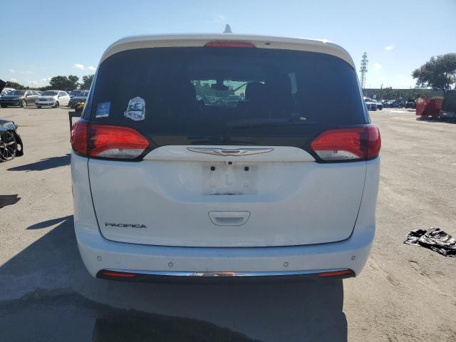 Photo 6 from auction – 2017 CHRYSLER PACIFICA T with VIN 2C4RC1BG5HR576411