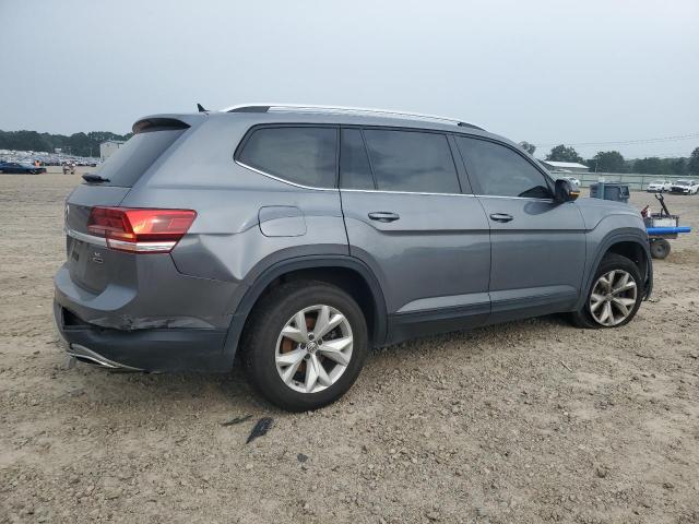 Photo 3 from auction – 2018 VOLKSWAGEN ATLAS SE with VIN 1V2KR2CA2JC570854