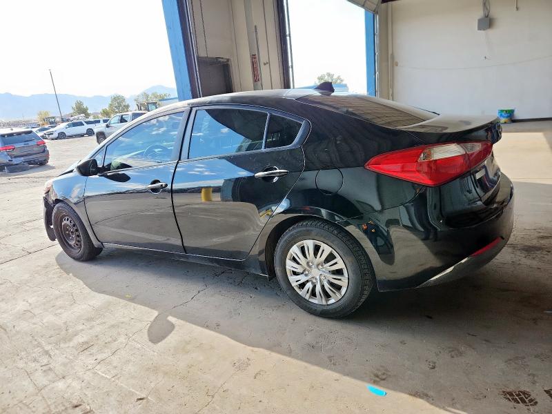 Photo 2 from auction – 2015 KIA FORTE LX with VIN KNAFK4A63F5323918