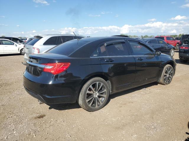 Photo 3 from auction – 2011 CHRYSLER 200 S with VIN 1C3BC8FG0BN611885