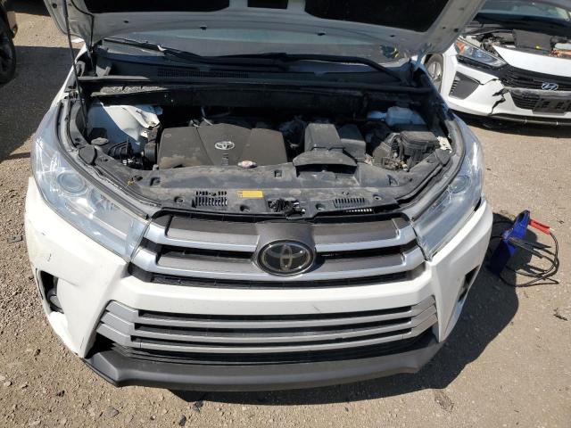 Photo 11 from auction – 2018 TOYOTA HIGHLANDER with VIN 5TDJZRFH0JS878117