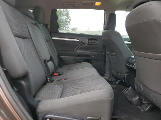 Photo 11 from auction – 2017 TOYOTA HIGHLANDER with VIN 5TDBZRFH1HS385206