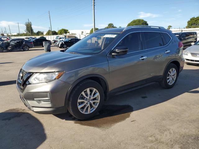 NISSAN ROGUE S 2017 with VIN JN8AT2MT2HW139202 - Photo from auction