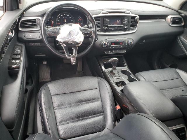Photo 8 from auction – 2016 KIA SORENTO EX with VIN 5XYPH4A17GG057581