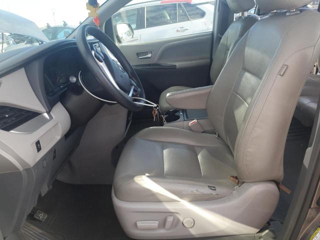 Photo 7 from auction – 2015 TOYOTA SIENNA LE with VIN 5TDKK3DC8FS611280