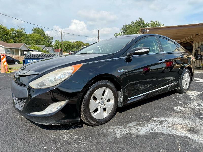 Photo 2 from auction – 2012 HYUNDAI SONATA HYB with VIN KMHEC4A48CA039340