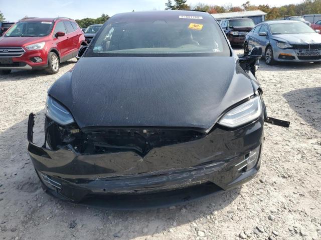Photo 5 from auction – 2017 TESLA MODEL X with VIN 5YJXCDE21HF035540