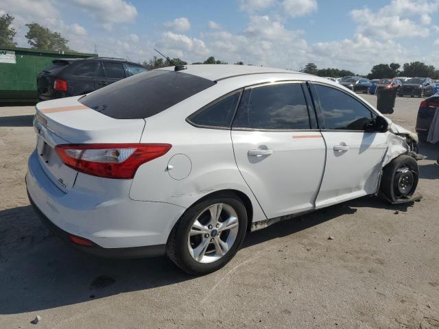 Photo 3 from auction – 2013 FORD FOCUS SE with VIN 1FADP3F29DL308267