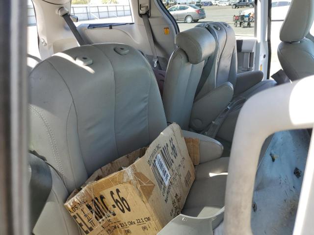 Photo 11 from auction – 2013 TOYOTA SIENNA LE with VIN 5TDKK3DC7DS365965
