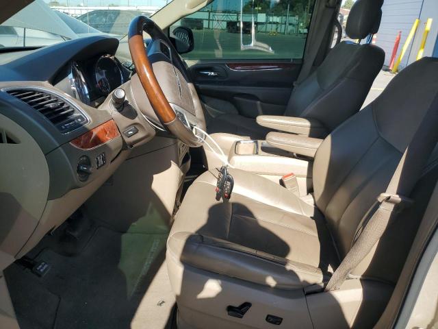 Photo 7 from auction – 2015 CHRYSLER TOWN & COU with VIN 2C4RC1GG4FR711206