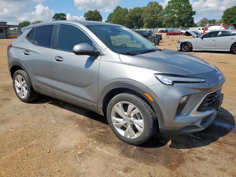 صورة رقم 4 من المزاد - 2024 BUICK ENCORE GX مع VIN KL4AMBSL7RB217553