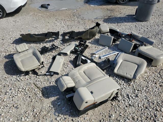 Photo 12 from auction – 2019 LAND ROVER RANGE ROVE with VIN SALGV5RE3KA517357