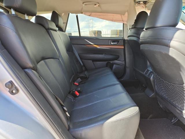 Photo 11 from auction – 2014 SUBARU OUTBACK 3. with VIN 4S4BRDLC9E2207747