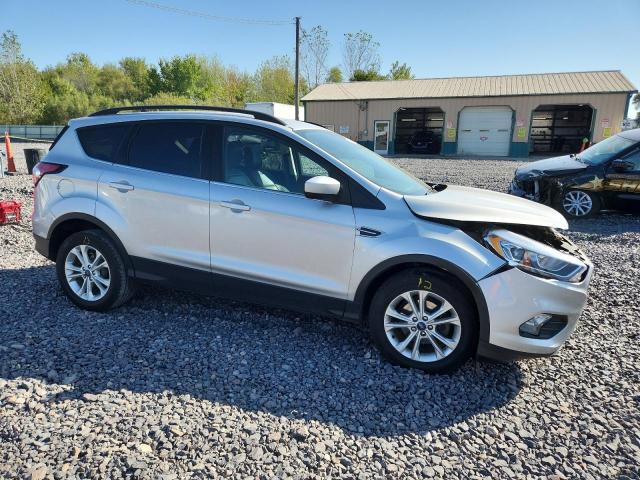Photo 4 from auction – 2018 FORD ESCAPE SEL with VIN 1FMCU0HDXJUD57443