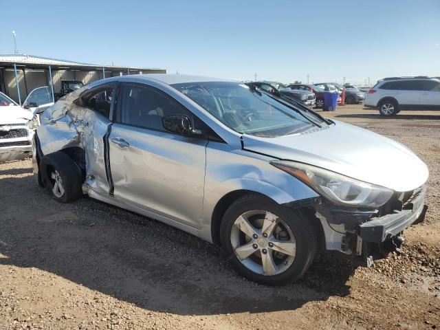 Photo 4 from auction – 2014 HYUNDAI ELANTRA with VIN KMHDH4AE5EU090737