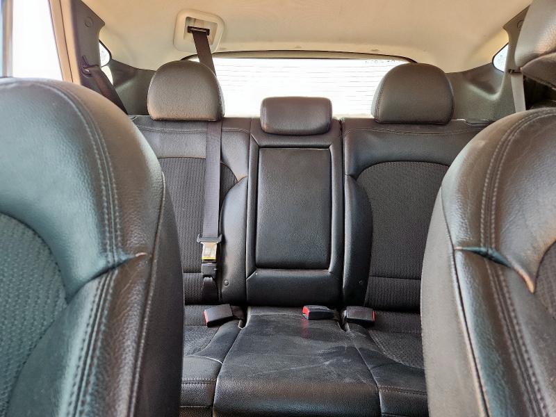 Photo 10 from auction – 2012 HYUNDAI TUCSON GLS with VIN KM8JUCAC2CU477539