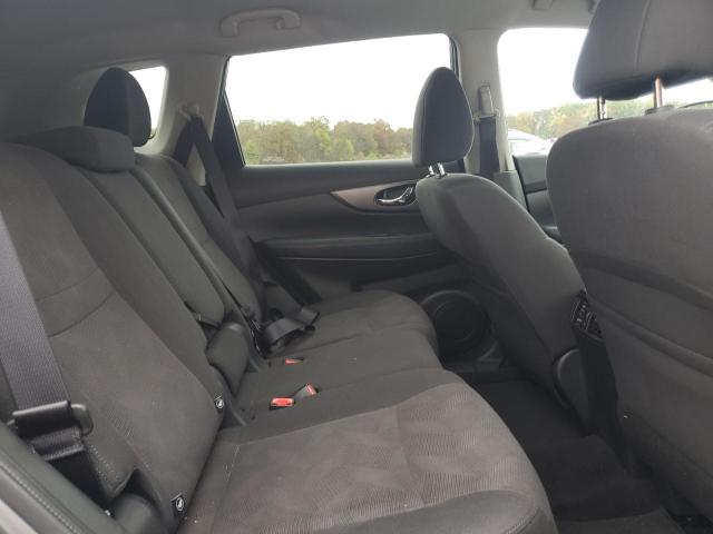 Photo 11 from auction – 2016 NISSAN ROGUE S with VIN KNMAT2MV4GP672853