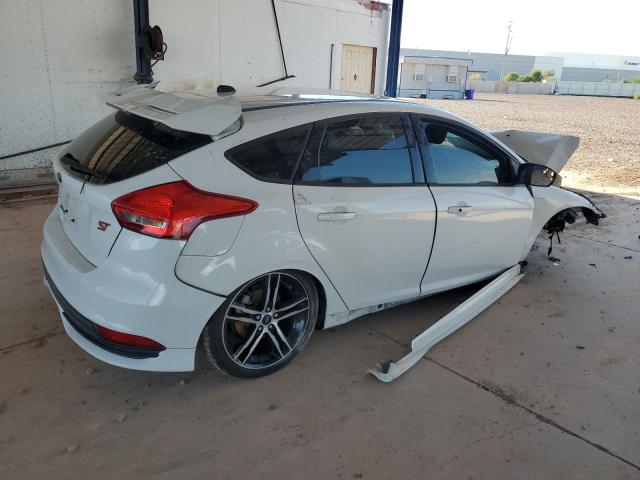 Photo 3 from auction – 2017 FORD FOCUS ST with VIN 1FADP3L94HL223540