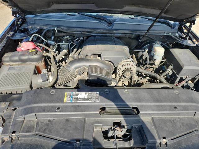 Photo 12 from auction – 2011 CHEVROLET SUBURBAN K with VIN 1GNSKHE37BR244285