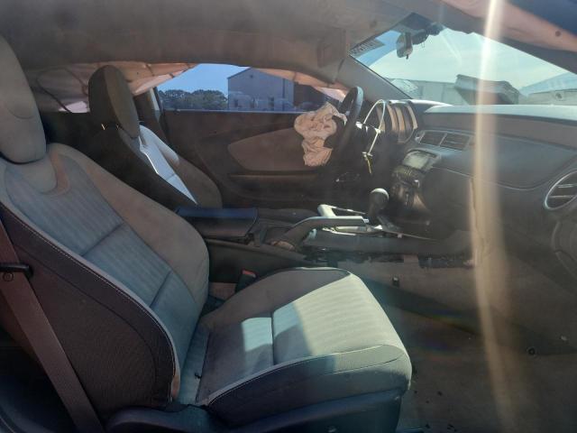 Photo 10 from auction – 2015 CHEVROLET CAMARO LS with VIN 2G1FB1E36F9304888