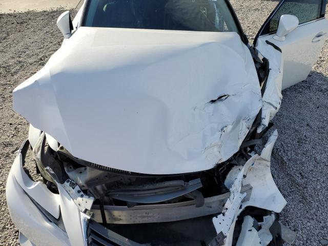 Photo 11 from auction – 2015 LEXUS IS 250 with VIN JTHCF1D27F5021371