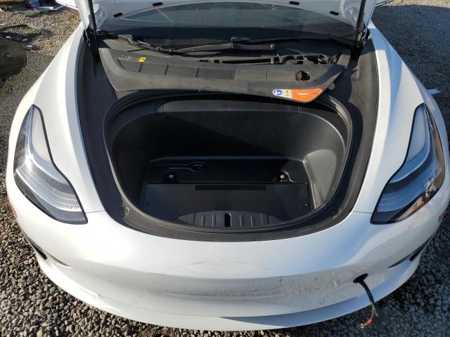 Photo 11 from auction – 2018 TESLA MODEL 3 with VIN 5YJ3E1EA8JF018352