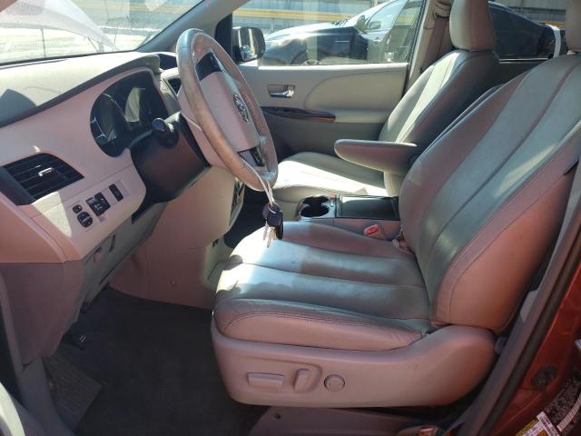 Photo 7 from auction – 2014 TOYOTA SIENNA XLE with VIN 5TDYK3DC8ES443133