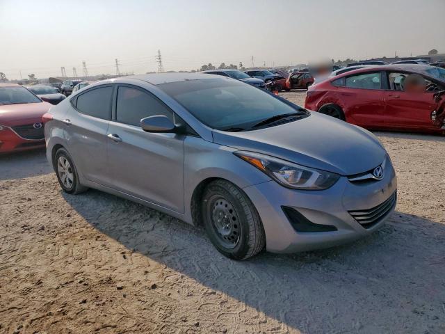 Photo 4 from auction – 2016 HYUNDAI ELANTRA SE with VIN 5NPDH4AE3GH774848