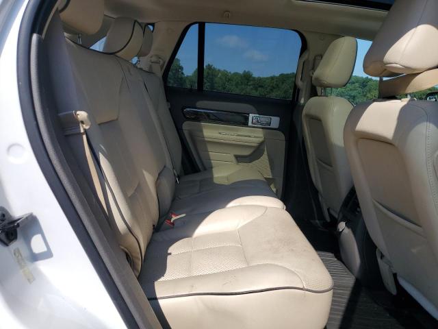 Photo 11 from auction – 2010 LINCOLN MKX with VIN 2LMDJ8JCXABJ25772