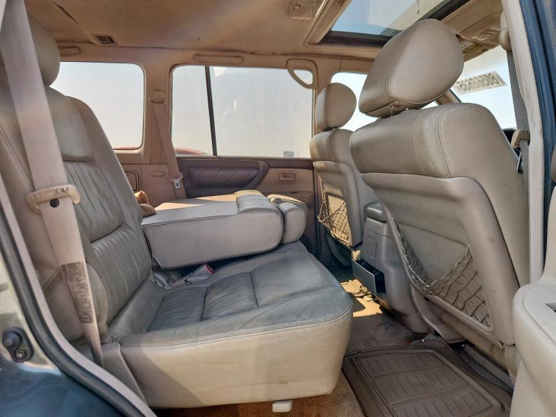 Photo 11 from auction – 2002 TOYOTA LAND CRUIS with VIN JTEHT05JX22025969