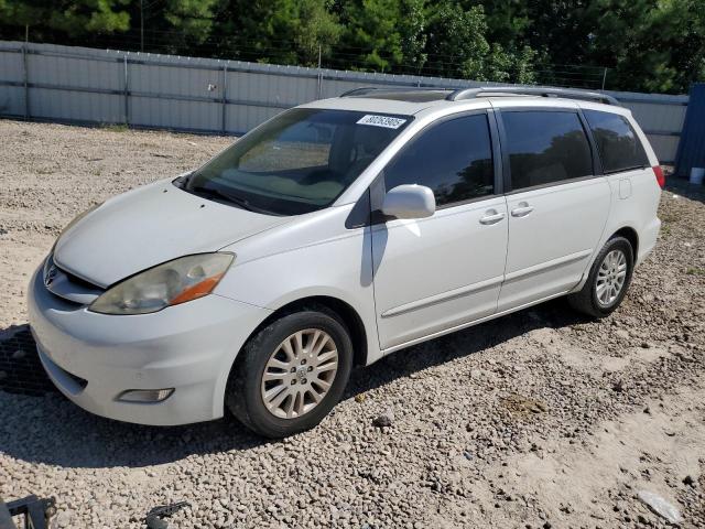 Photo 1 from auction – 2010 TOYOTA SIENNA XLE with VIN 5TDYK4CC8AS320899