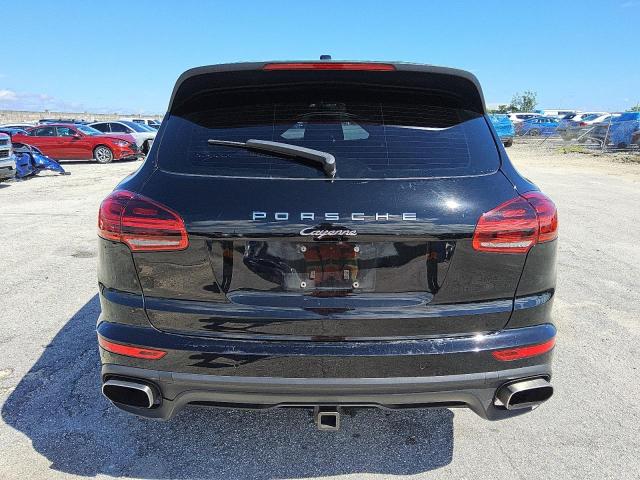 Photo 6 from auction – 2017 PORSCHE CAYENNE with VIN WP1AA2A23HKA80941