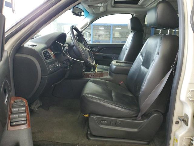 Photo 7 from auction – 2010 CHEVROLET AVALANCHE with VIN 3GNVKGE01AG181731