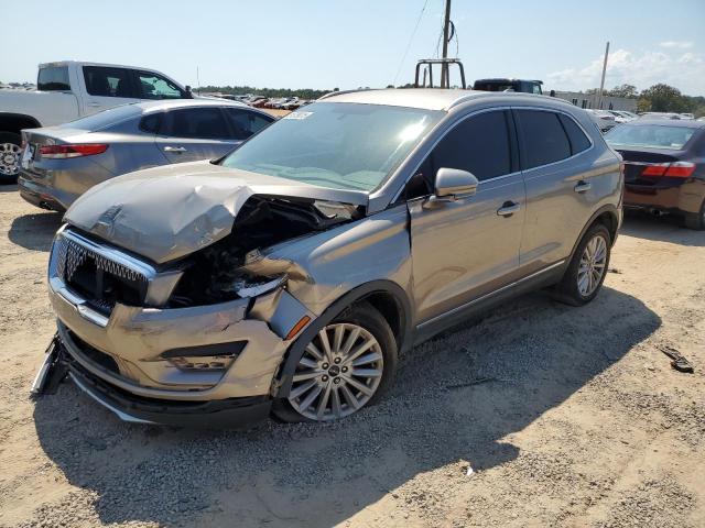 LINCOLN MKC 2019 with VIN 5LMCJ1C90KUL46144 - Photo from auction