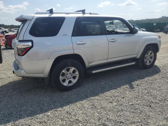 Photo 3 from auction – 2014 TOYOTA 4RUNNER SR5 with VIN JTEZU5JRXE5067149
