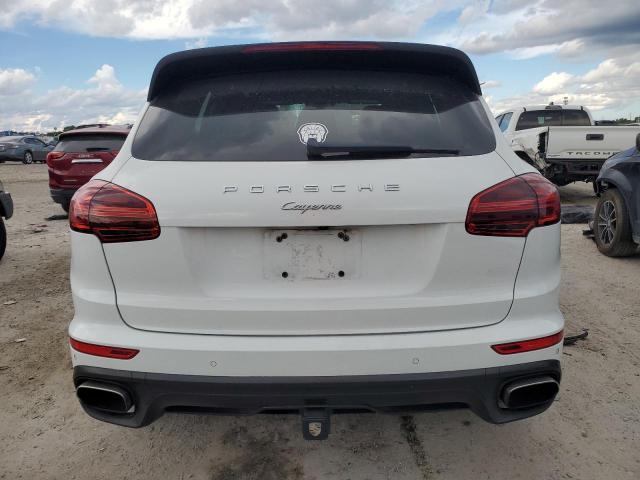 Photo 6 from auction – 2018 PORSCHE CAYENNE with VIN WP1AA2A27JKA00157