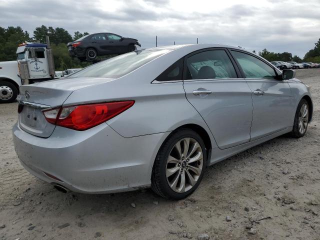 Photo 3 from auction – 2011 HYUNDAI SONATA SE with VIN 5NPEC4AC2BH145639