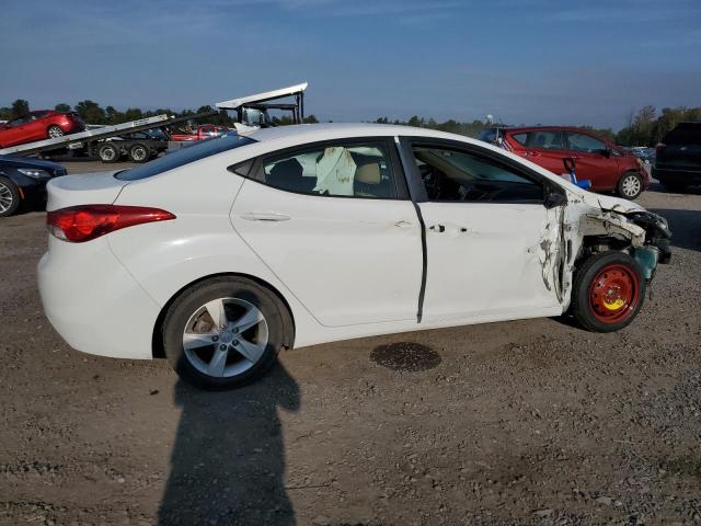 Photo 3 from auction – 2012 HYUNDAI ELANTRA GL with VIN 5NPDH4AE2CH112396