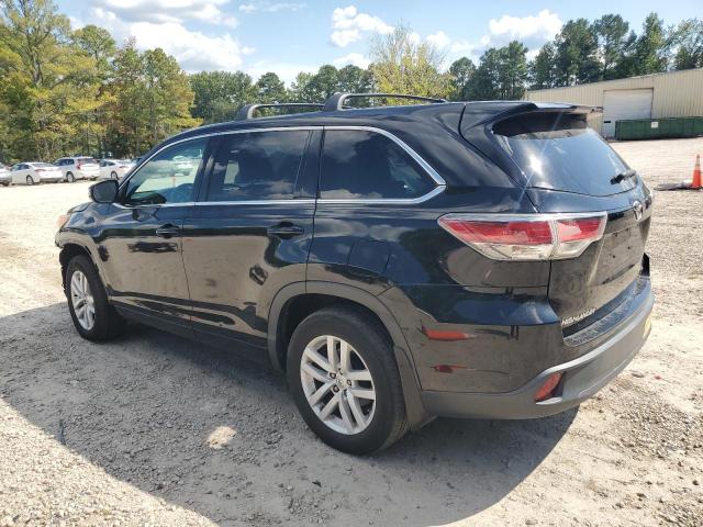 Photo 2 from auction – 2015 TOYOTA HIGHLANDER with VIN 5TDBKRFH6FS200875