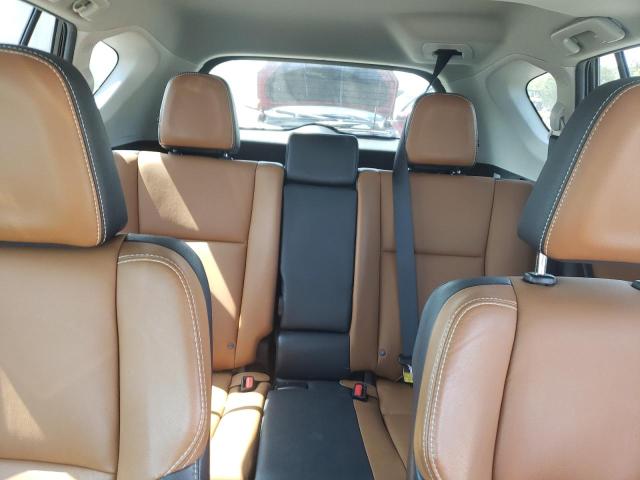 Photo 10 from auction – 2016 TOYOTA RAV4 LIMIT with VIN 2T3DFREV7GW513101
