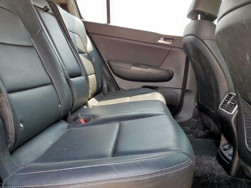 Photo 11 from auction – 2017 KIA SPORTAGE EX with VIN KNDPN3AC8H7215767