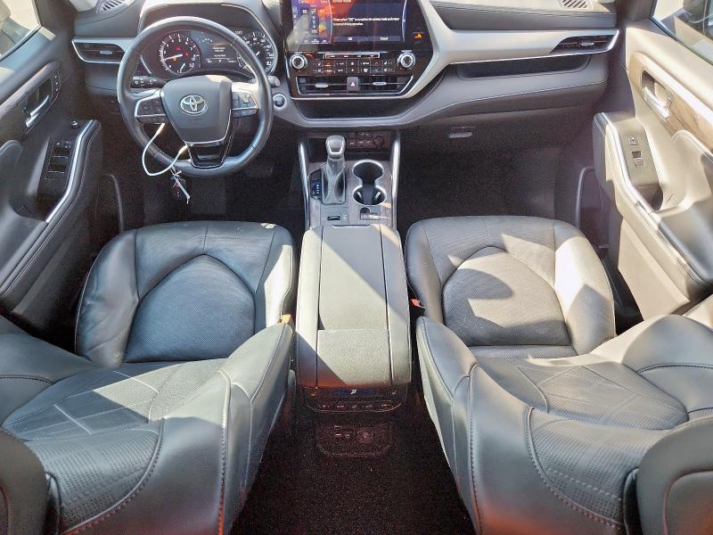Photo 8 from auction – 2021 TOYOTA HIGHLANDER with VIN 5TDFZRAH8MS082118