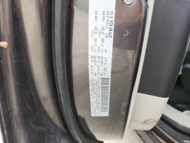 Photo 14 from auction – 2020 CHRYSLER VOYAGER LX with VIN 2C4RC1DG0LR195779