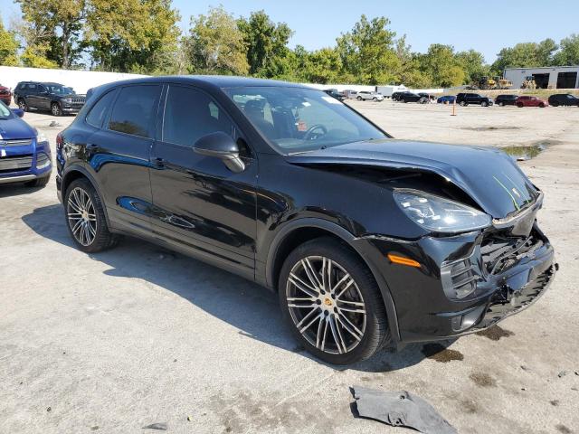 Photo 4 from auction – 2016 PORSCHE CAYENNE S with VIN WP1AB2A22GLA95100