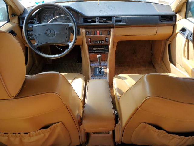 Photo 8 from auction – 1990 MERCEDES-BENZ 300 E with VIN WDBEA30D8LB157712