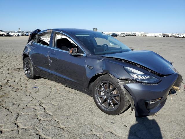 Photo 4 from auction – 2018 TESLA MODEL 3 with VIN 5YJ3E1EA7JF008685